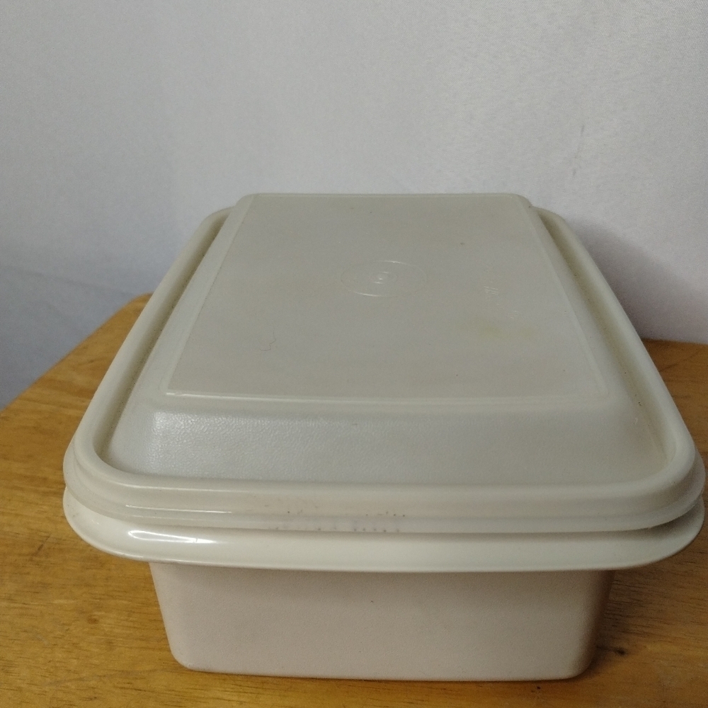 Vintage Tupperware freeze and save ice cream keeper - Picture 4 of 8